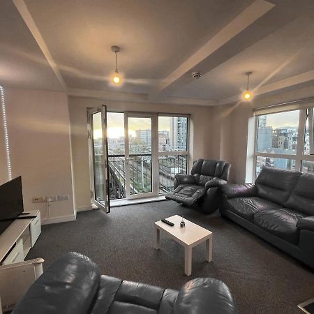 City View Spacious 2 Bed Apartment 2 Bathrooms Manchester Esterno foto