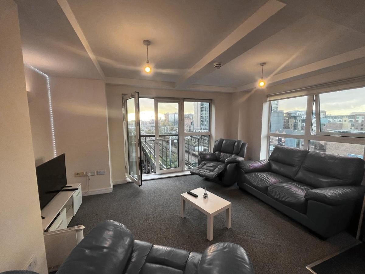 City View Spacious 2 Bed Apartment 2 Bathrooms Manchester Esterno foto